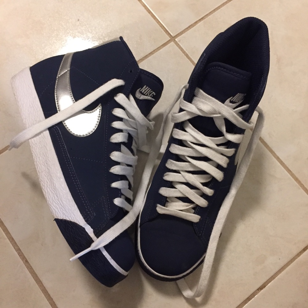 Nike Blazer Mid Sneaker